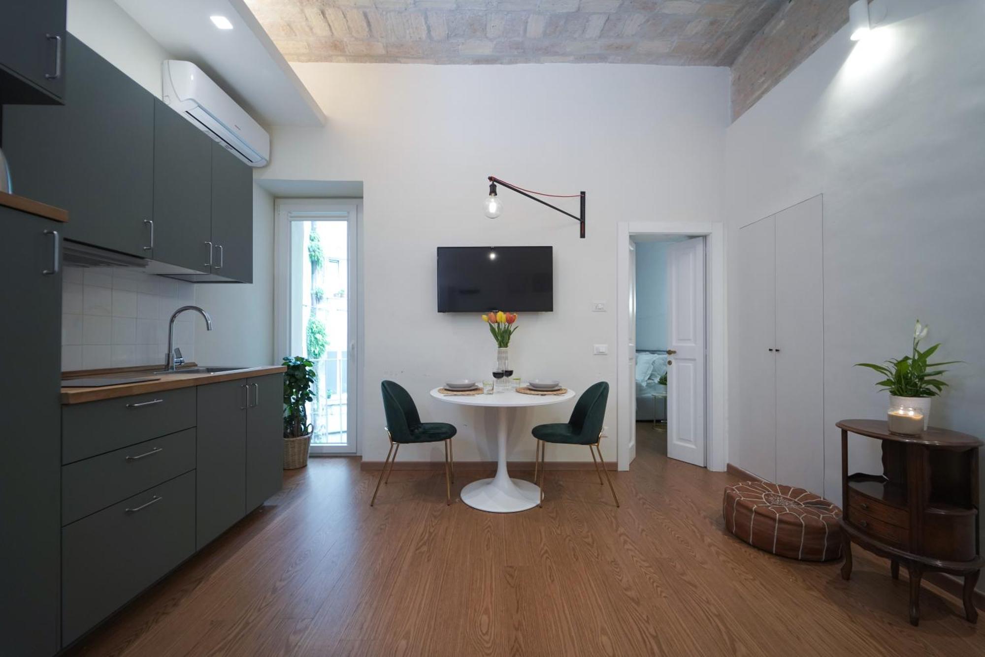 Bruno Domus Colosseo Apartment Rom